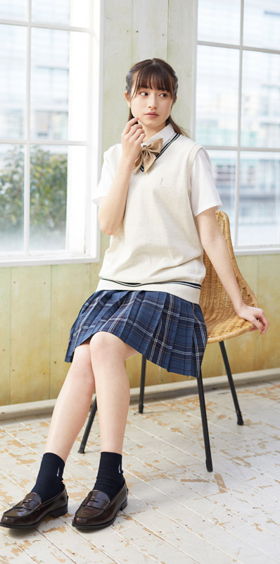 ベスト〈ライン入り〉オートミール